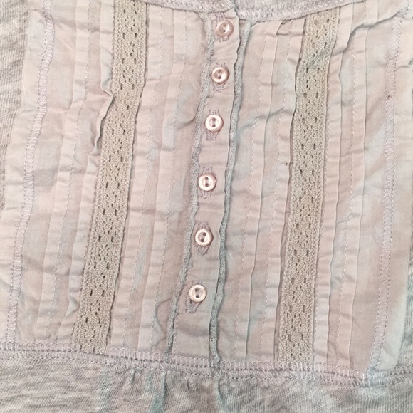 Maurice’s short Sleeve Gray - Picture 2 of 3